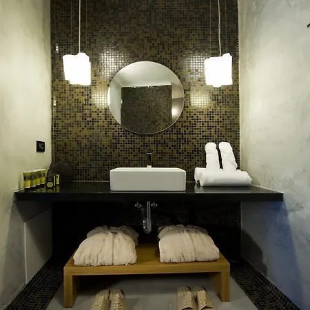 Avaton And (adults Only)