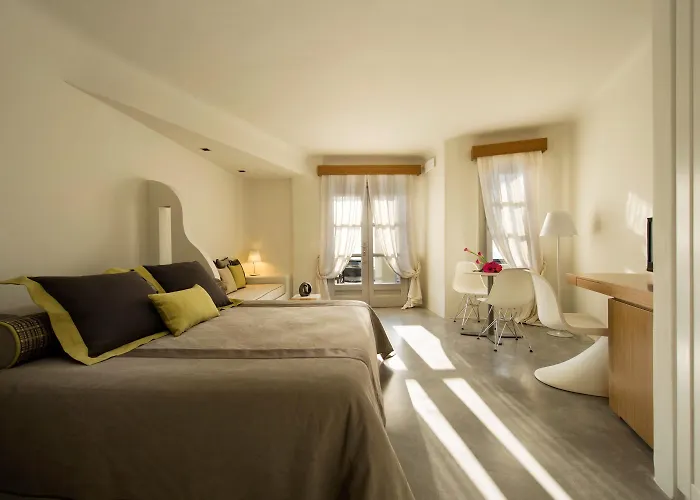 Avaton And (adults Only) 4*