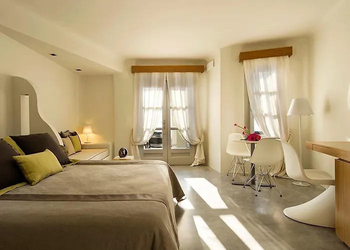 Avaton And (adults Only)