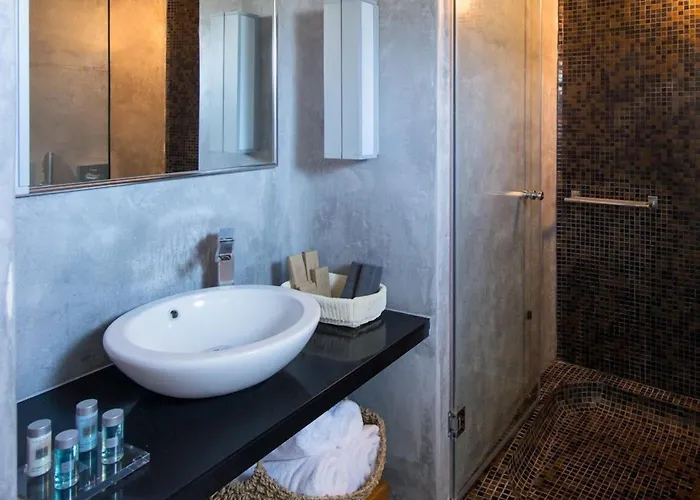 Avaton And (adults Only) 4* Imerovigli (Santorini)