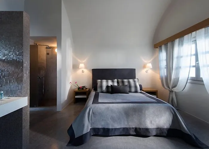 Avaton And (adults Only)