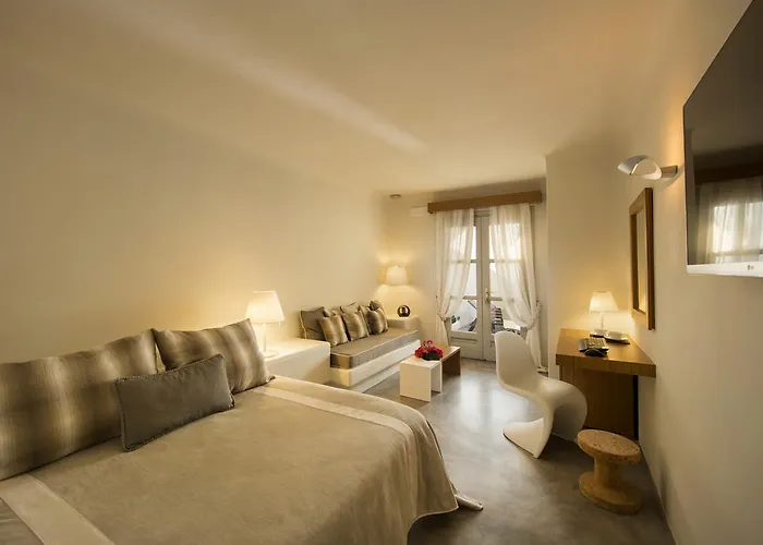 Avaton And (adults Only) 4*