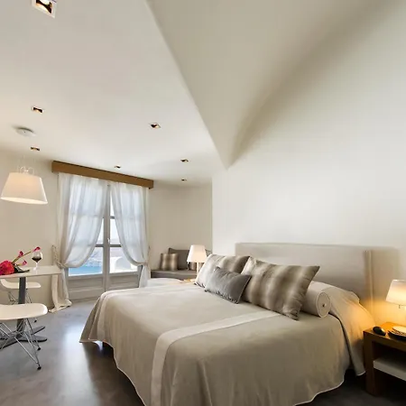 Avaton And (adults Only) Hotel Imerovigli (Santorini)
