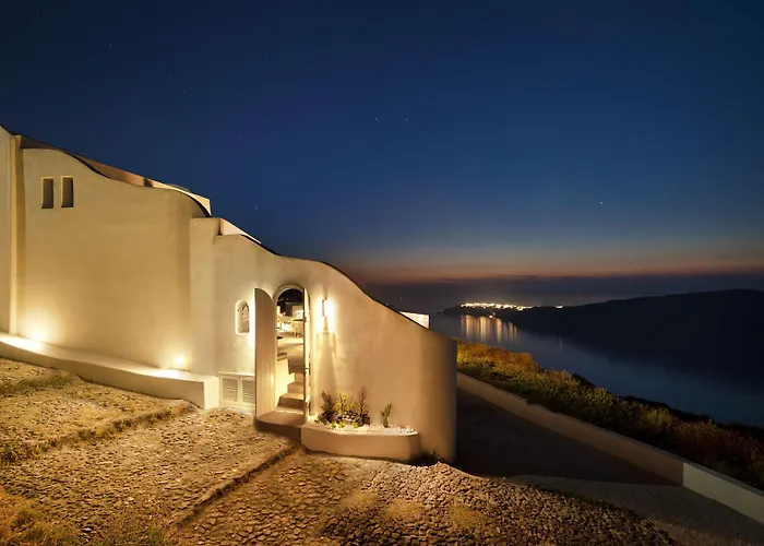 阿瓦隆温泉度假酒店 4*