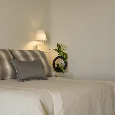 Avaton And (adults Only) 4* Imerovigli (Santorini)